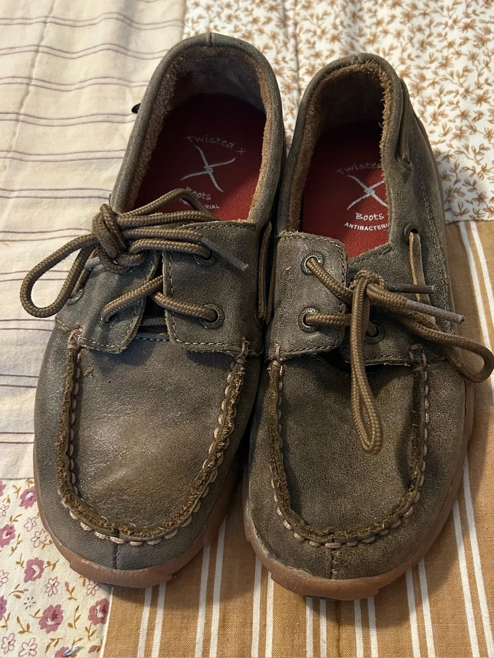 Kids twisted X brown moccasin size 1.5